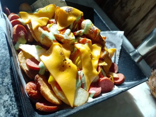 Salchipapas